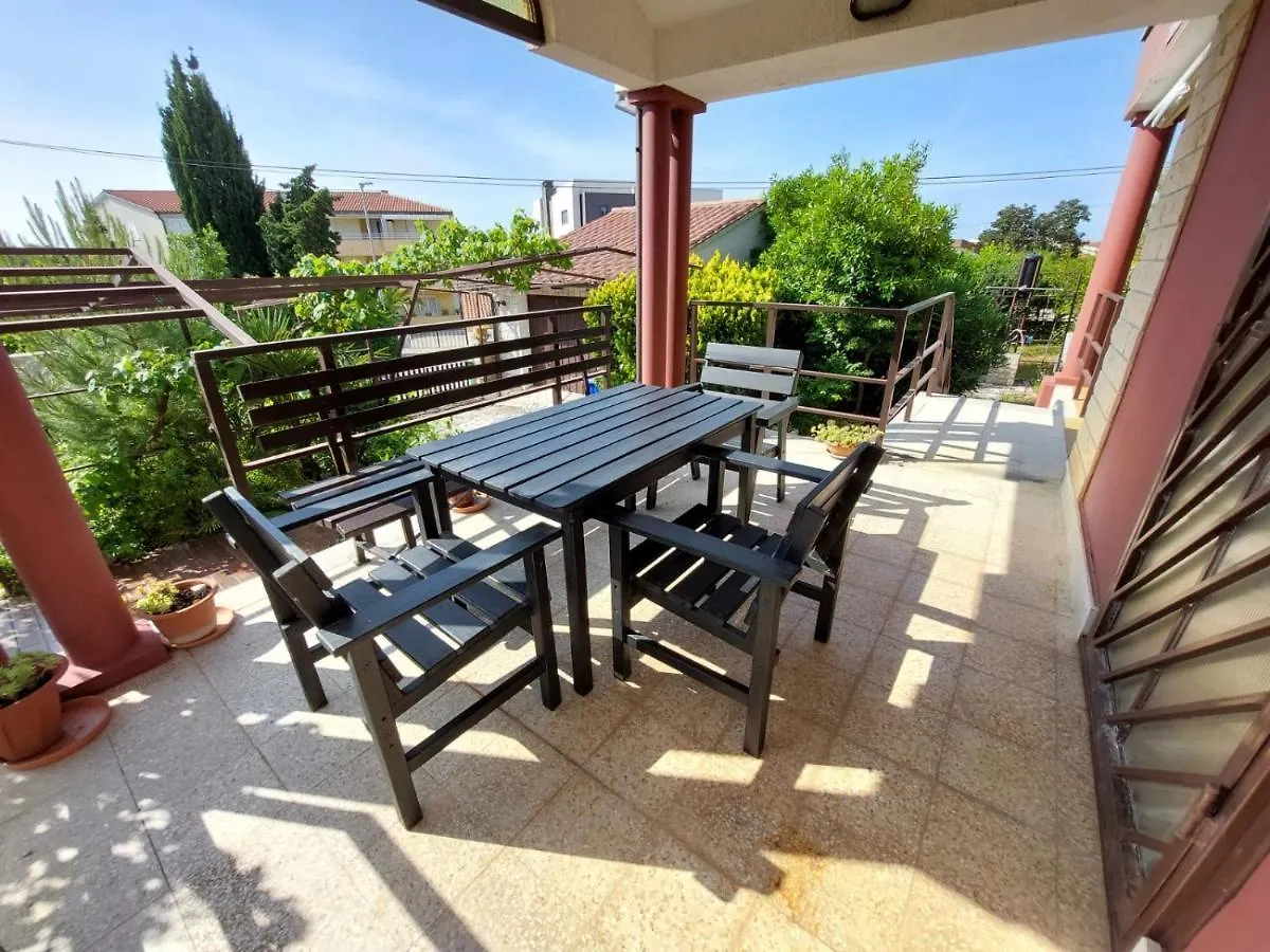 Apartment Garden Premantura