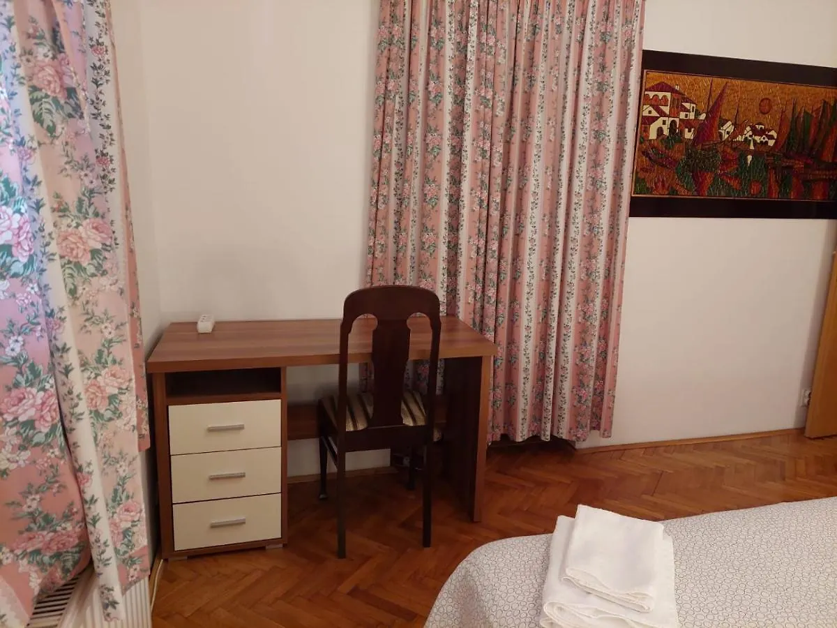 Apartment Garden Premantura